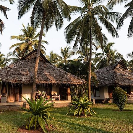 Neeleshwar Hermitage Nileshwar Exterior photo