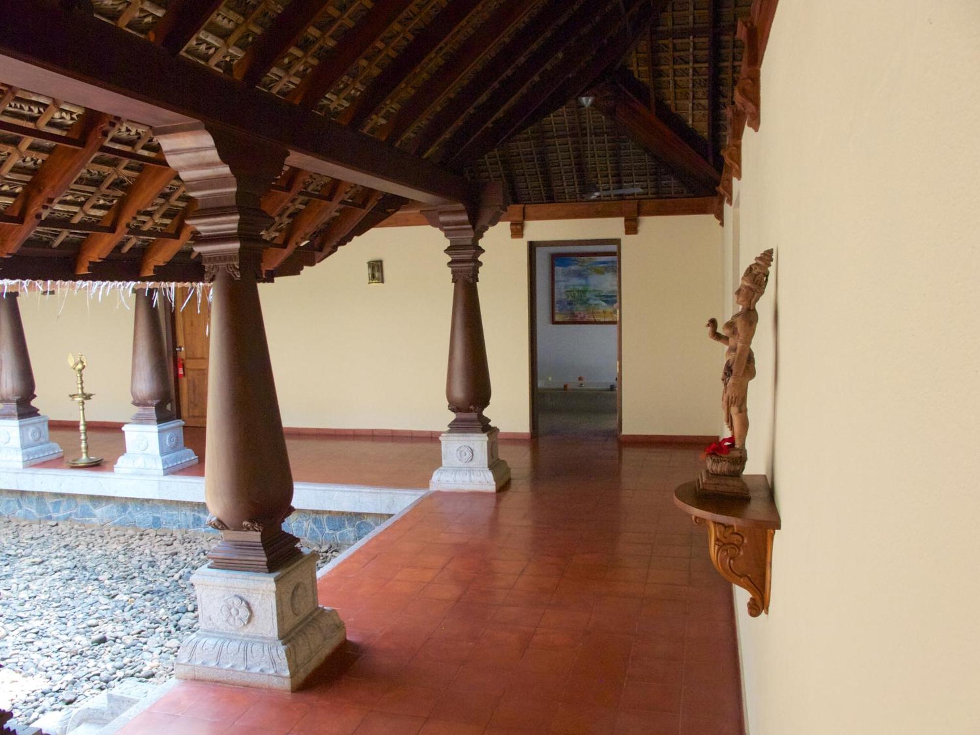 Neeleshwar Hermitage Nileshwar Exterior photo